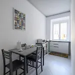 Domus Via Baccarini Appartement