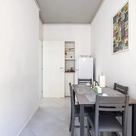 Domus Apartment